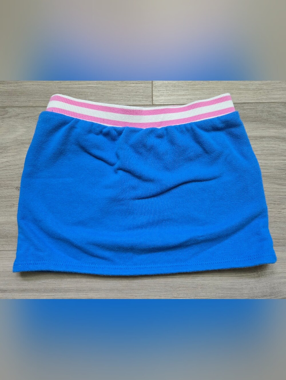 Epic Threads Sweatshirt Outfit - Picture 9 of 10